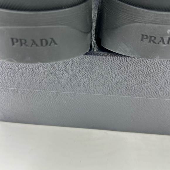 Men\'s Prada Brixxen  leather Chelsea boots size 10 made in Italy main image 4